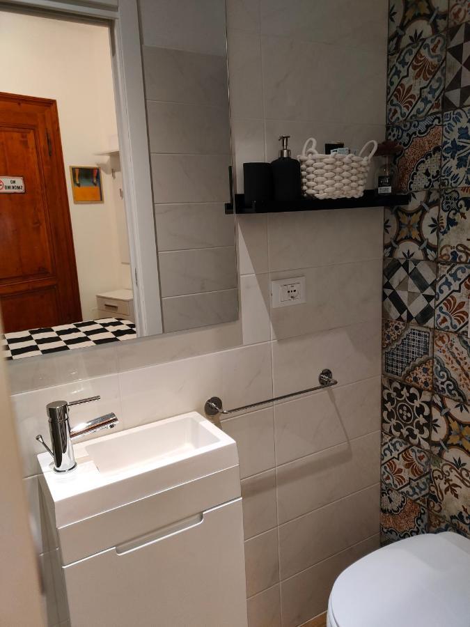Volta 8 Rooms Triest Exterior foto