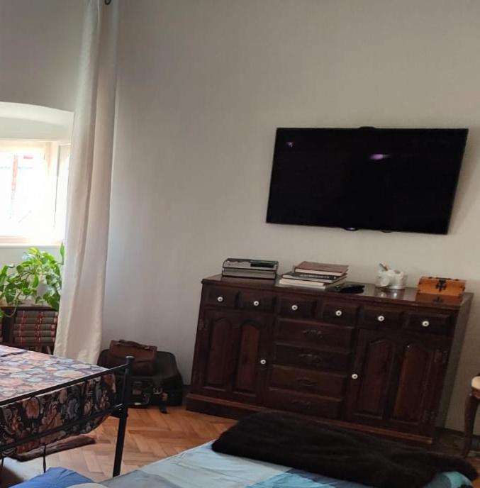 Volta 8 Rooms Triest Exterior foto